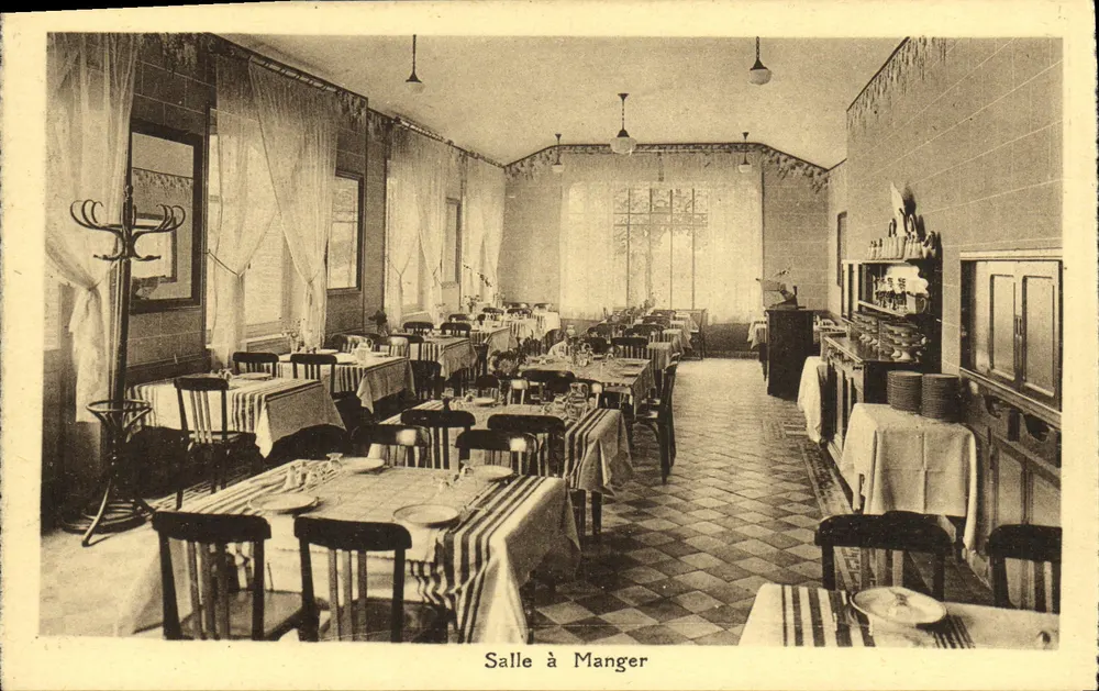 Esszimmer — Hotel du Chalet, St-Brévin-l'Océan — Verlag nicht sichtbar - Vorderseite