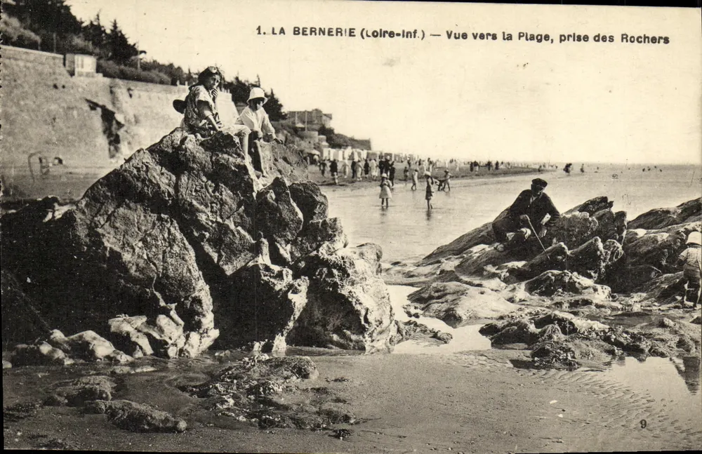 La Bernerie (Loire-Inf.) — Ansicht auf den Strand, aufgenommen von den Felsen — F. Chapeau, Verlag, Nantes, Nr. 44 - Vorderseite