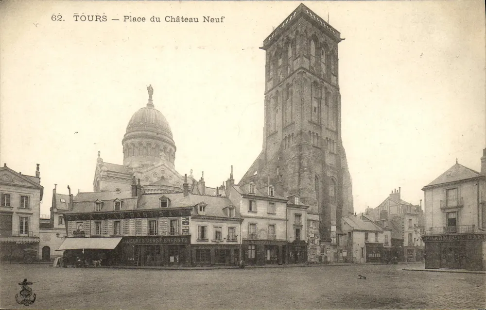 Tours — Place do Castelo Novo — Editor: C. Dens & Fils, n°62 - Frente