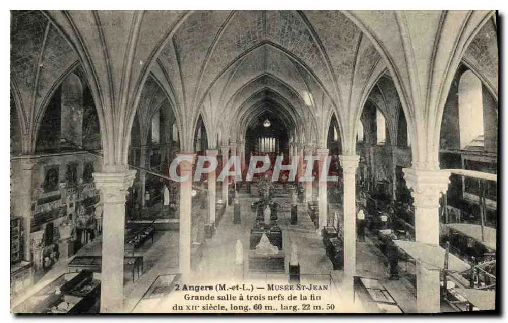 Angers (M.-et-L.) — Museum Saint-Jean — große Halle mit drei Schiffen aus dem Ende des 12. Jahrhunderts - Vorderseite