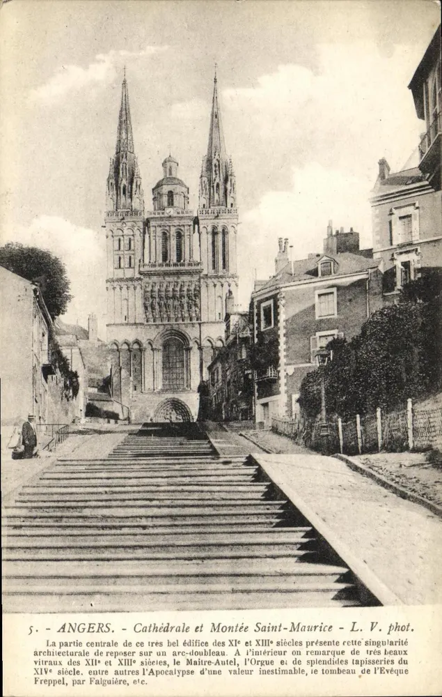 Angers - Catedral São Maurício - L. V. fot. - Frente