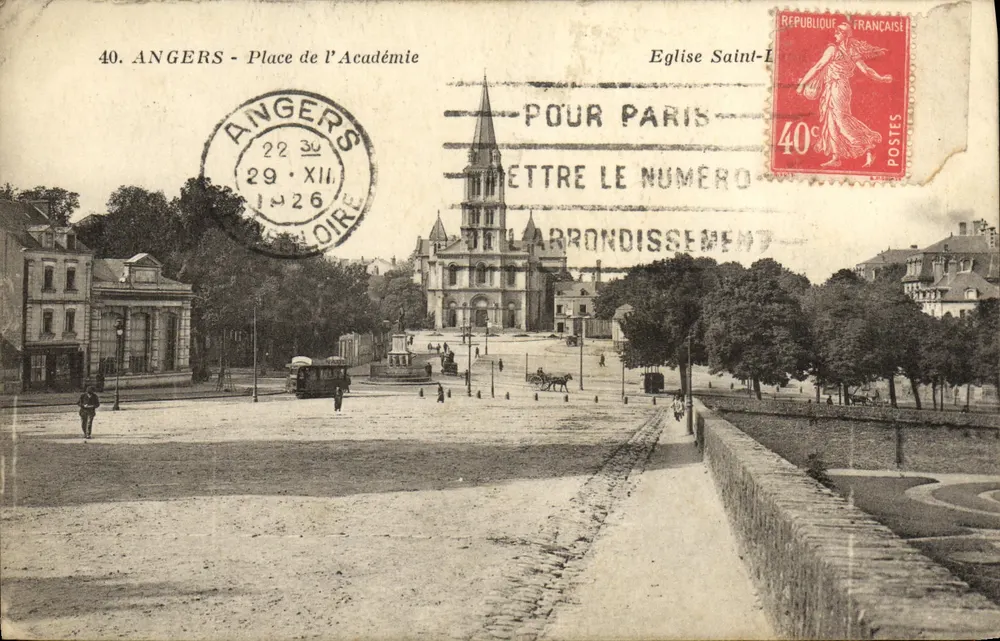 Angers - Praça da Academia — Igreja de São Luís — editor desconhecido, n°40 - Frente