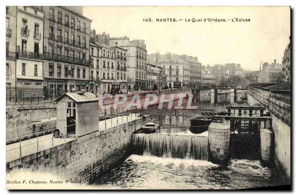 NANTES — O Quai d'Orléans — A Eclusa - Frente