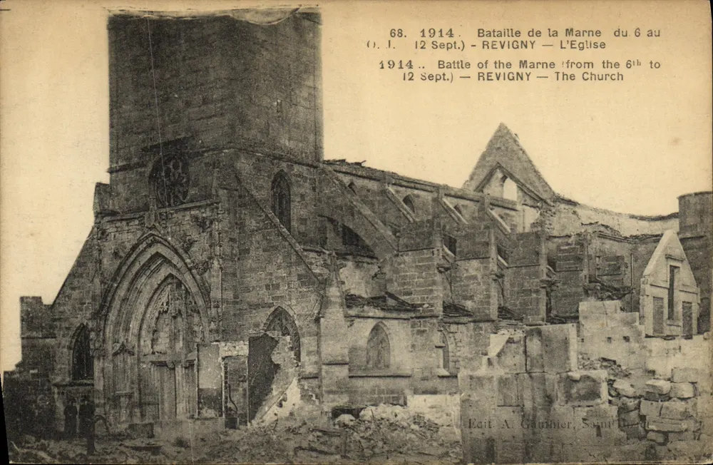 Revigny — Igreja destruída após a Batalha da Marne — Ed. A. Gaubier, Saint-Dizier - Frente