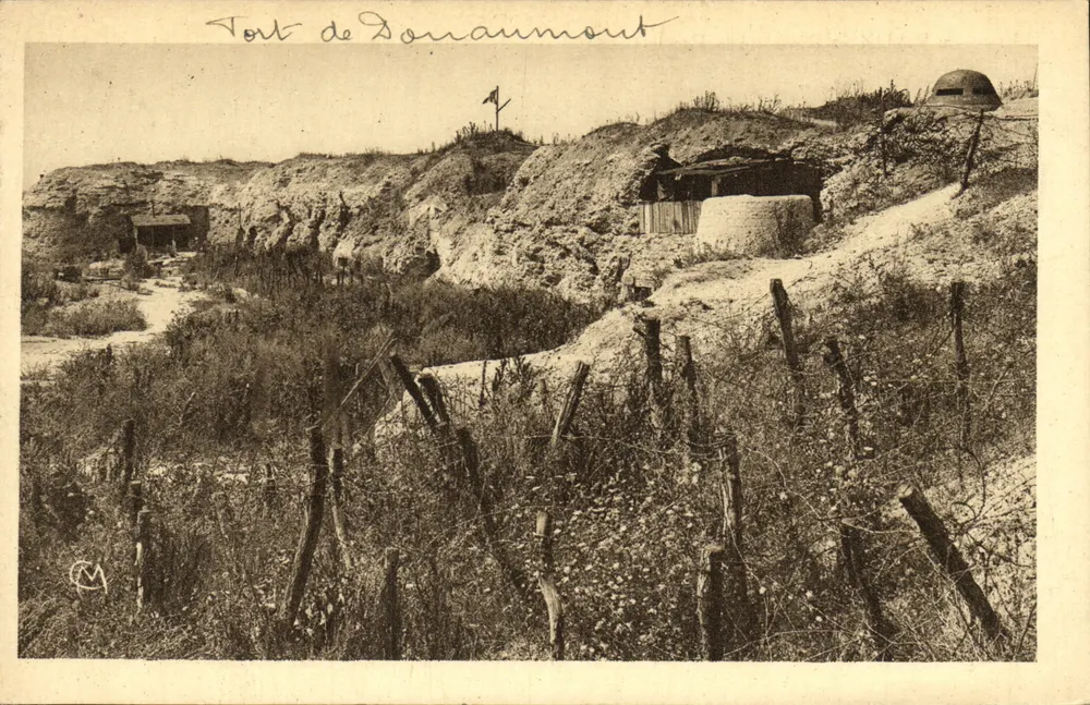 Kasteel Douaumont — Ossuarium van Douaumont — Uitgever: Philo-Verdun - Voorkant