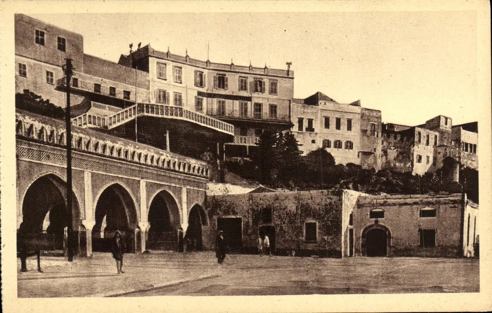 Tanger — Eingang zur Stadt, Seite des Hafens — Lebrun Frères à Tanger - Vorderseite