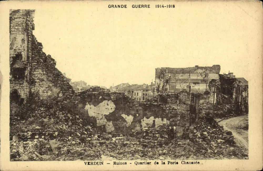 Verdun — Ruines — Quartier de la Porte Chaussée — éditeur Combier - Vorderseite