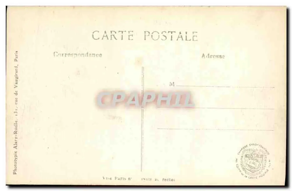 Arras — Linke Seite der Petite Place nach dem letzten Bombardement — L. C. H. Paris, n° 279 - Rückseite