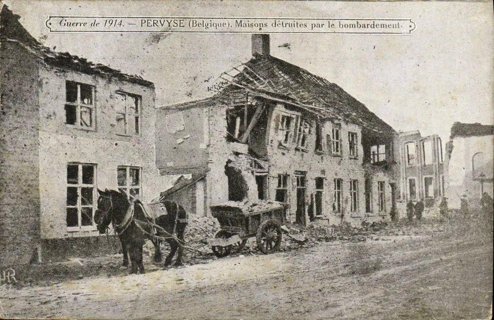 Pervyse (Belgien) — Zerstörte Häuser durch Bombardement — Krieg 1914 - Vorderseite