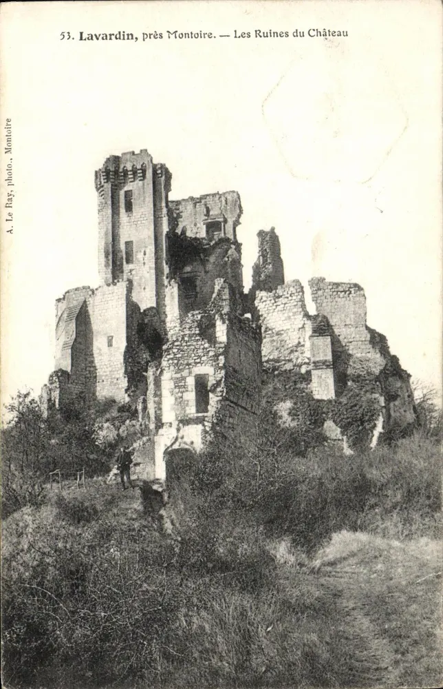 Lavardin, in der Nähe von Montoire — Ruinen des Schlosses — A. Le Ray, Foto. Montoire - Vorderseite