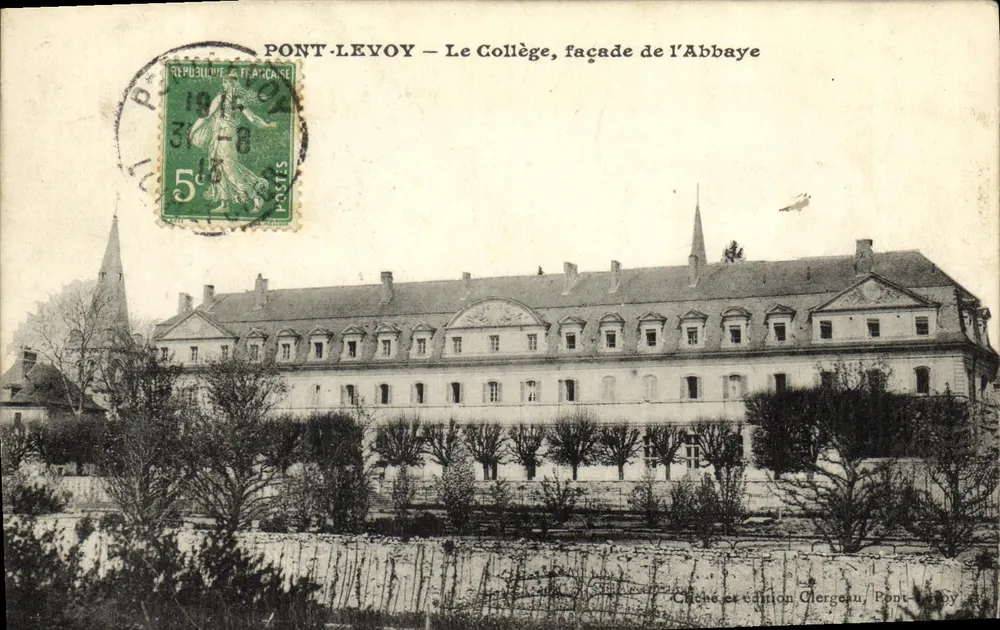 Pont-Levoy — O Colégio, fachada da Abadia — Chêne e edição Chergeau, Pont-Levoy - Frente