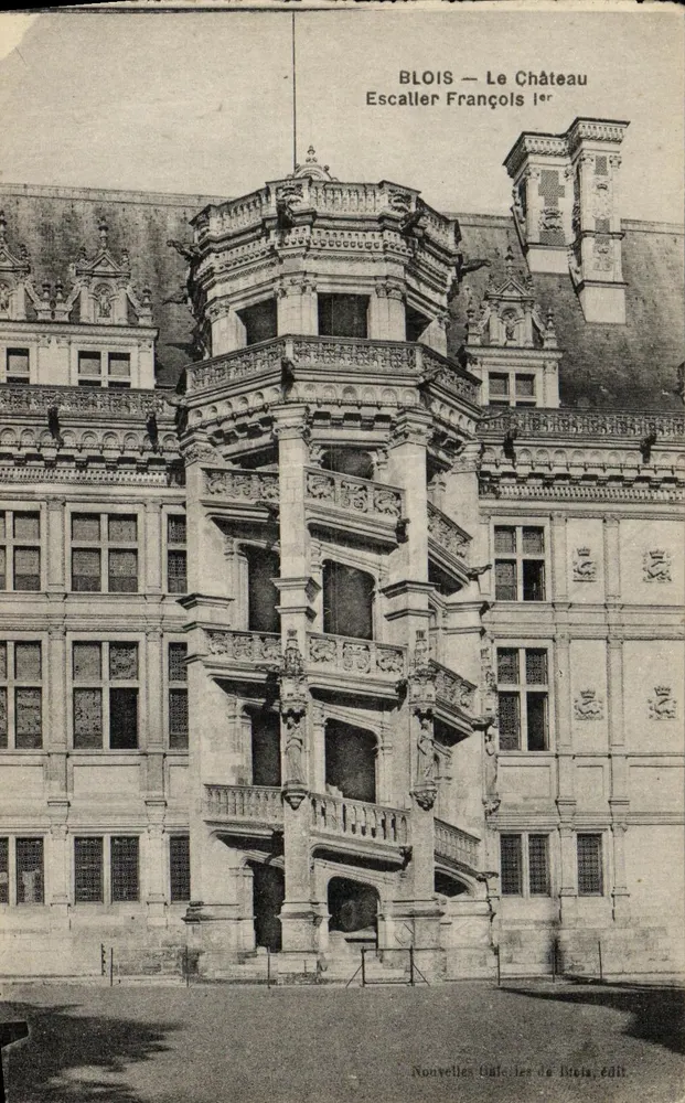 Blois — Das Schloss — Escallier François 1er - Vorderseite
