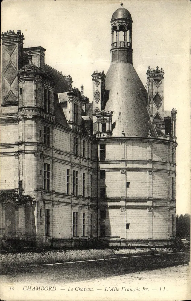 Chambord — Das Schloss — Die Flügel des François I. — 10 - Vorderseite