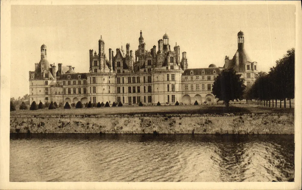Chambord — Nordfassade — Les Éditions d'Art YVON - Vorderseite