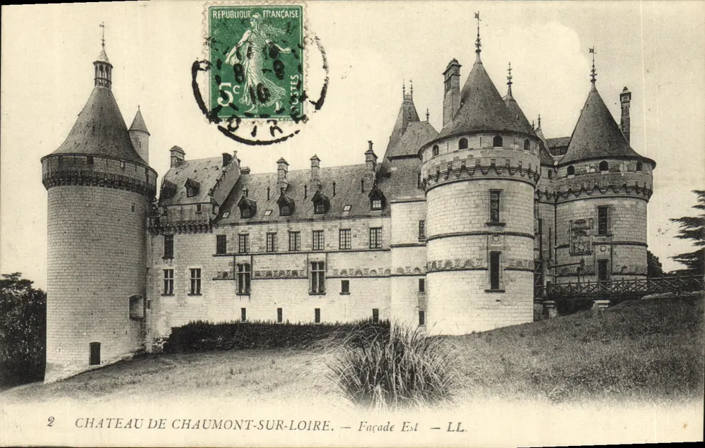 Castelo de Chaumont-sur-Loire — Fachada Leste — LL. - Frente