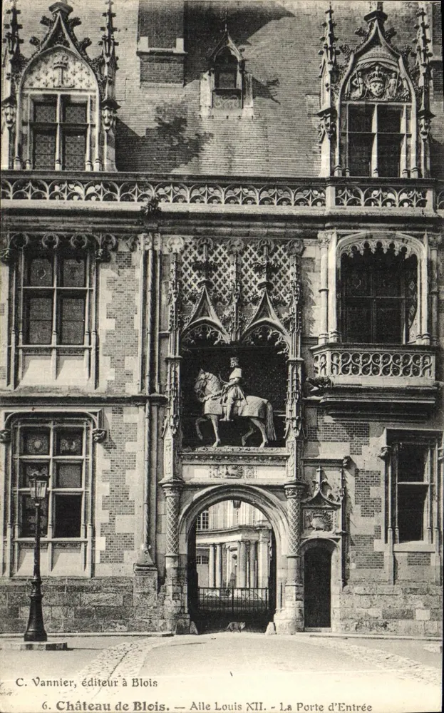 Schloss Blois — Flügel Louis XII — Die Eingangstür — C. Vannier, Verlag in Blois - Vorderseite