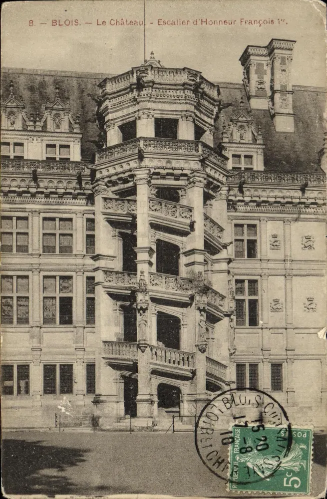 Blois — Das Schloss — Treppenhaus von François Ier - Vorderseite
