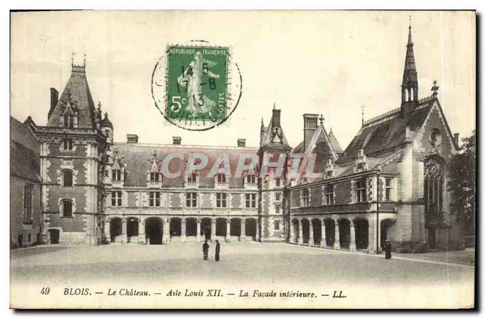 Blois — Das Schloss — Flügel Louis XII — Die Innenfassade — LL. - Vorderseite