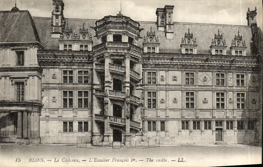 Blois — Das Schloss — Die Treppe von François I. — LL. — N° 15 - Vorderseite