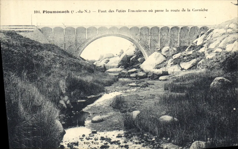 Ploumanach (C.-du-N.) — Pont des Petits Fraouïeros, über den die Route de la Corniche führt — Edit. Tapy, n°104 - Vorderseite