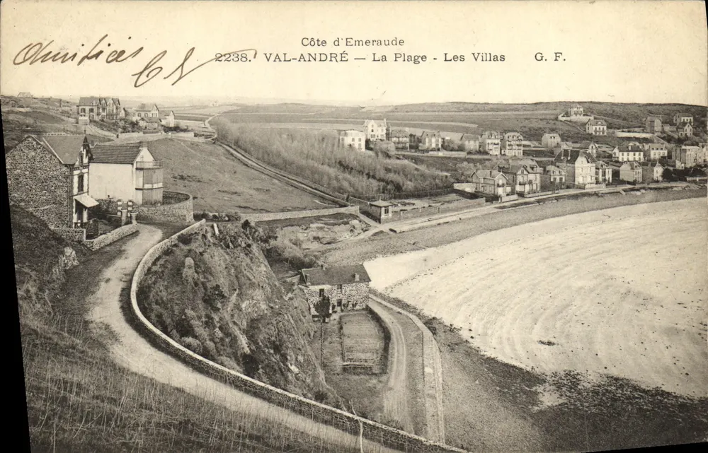 Costa de Esmeralda — VAL-ANDRÉ — A Praia — As Villas — G.F. — n°2238 - Frente