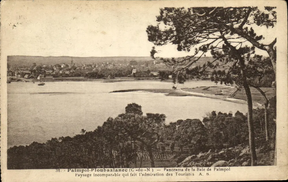 Paimpol-Ploubazlanec (C.-du-N.) — Panorama da Baia de Paimpol — A. B. - Frente