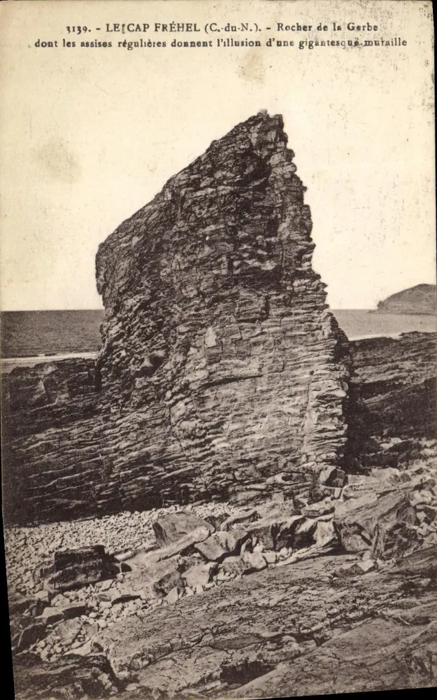 O Cap Fréhel (C.-du-N.) — Rocher de la Gerbe — n° 3139 - Frente