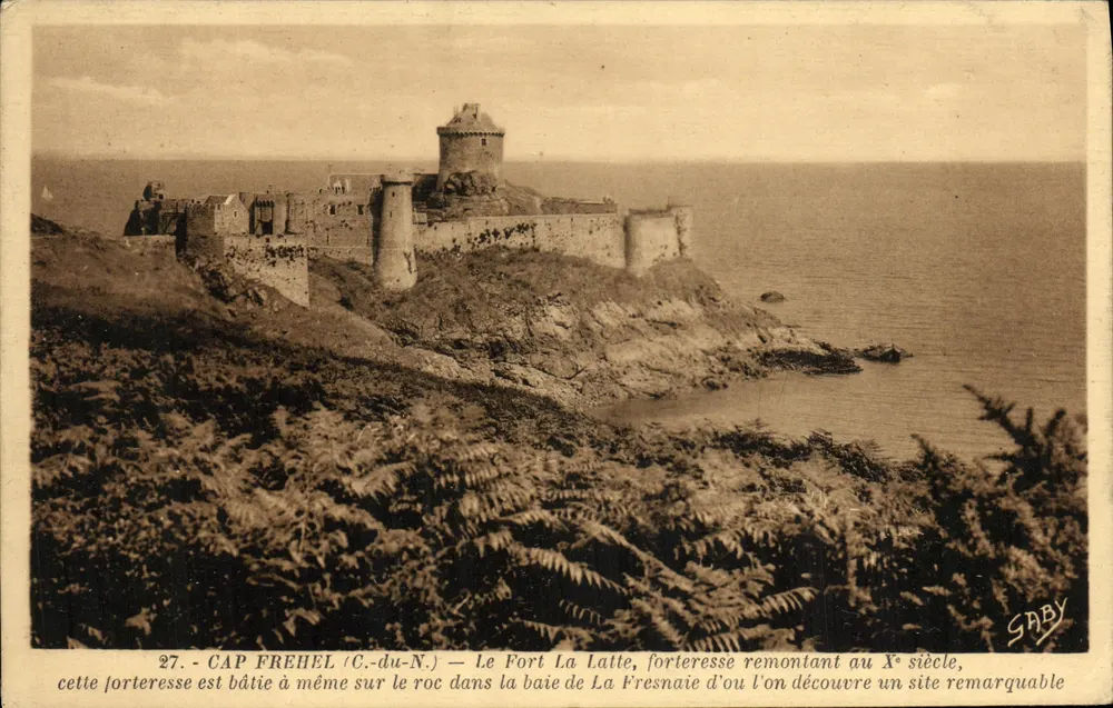 CAP FREHEL (C.-du-N.) — O Forte La Latte, fortaleza remontando ao século X - Frente