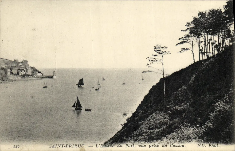 Saint-Brieuc — Der Eingang zum Hafen, Aufnahme von Cesson — ND. Foto n°145 - Vorderseite