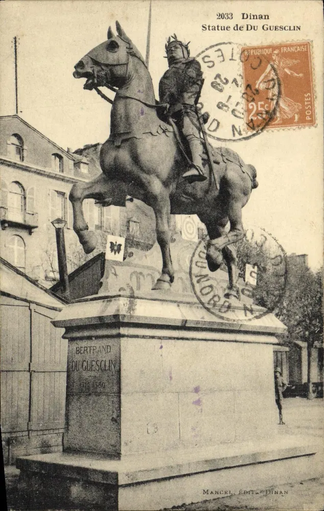 Estátua de Bertrand du Guesclin — Dinan — Mancel, edição Dinan - Frente