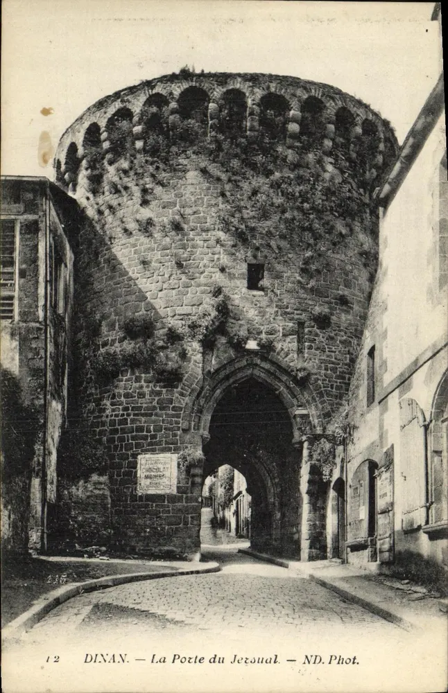 Dinan — A Porta do Jezual — ND. Fot. - Frente