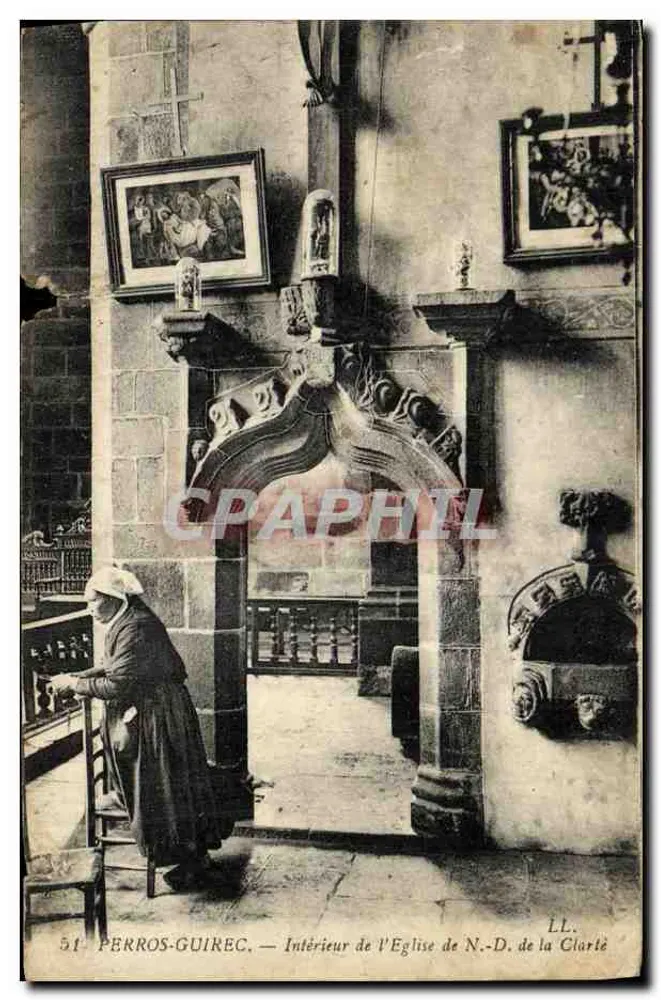 Perros-Guirec — Innenansicht der Kirche Notre-Dame de la Clarté — LL. - Vorderseite