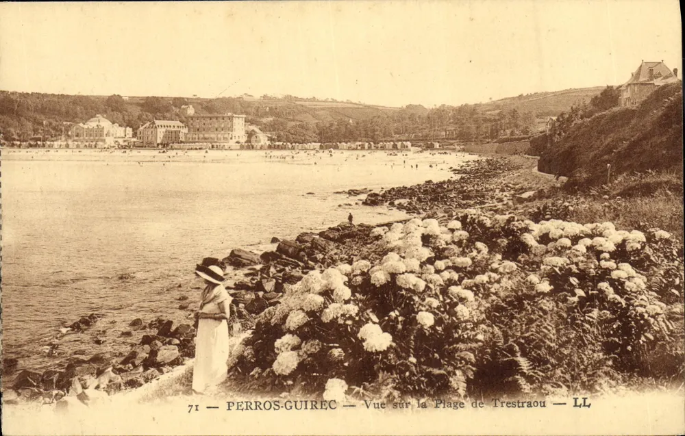 Perros-Guirec — Blick auf den Strand Trestraou — LL - Vorderseite