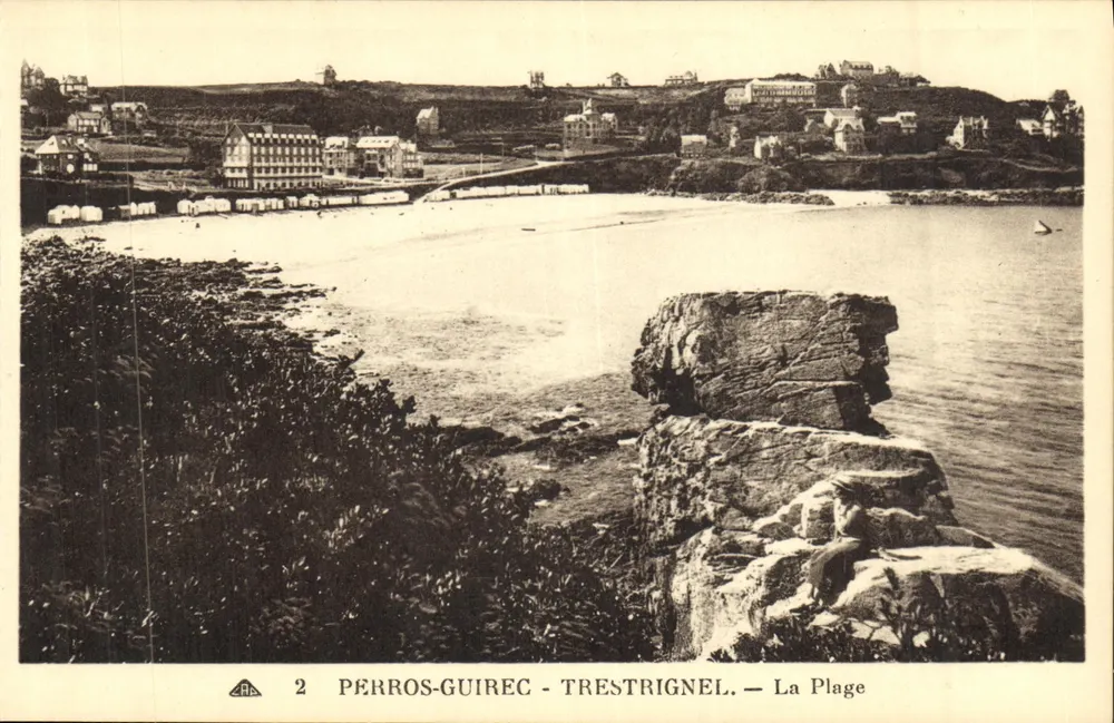 Perros-Guirec - Trestignel — A Praia - Frente
