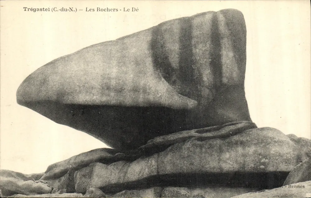 Trégastel (C.-du-N.) — Os Rochos — Le Dé — Rennes - Frente