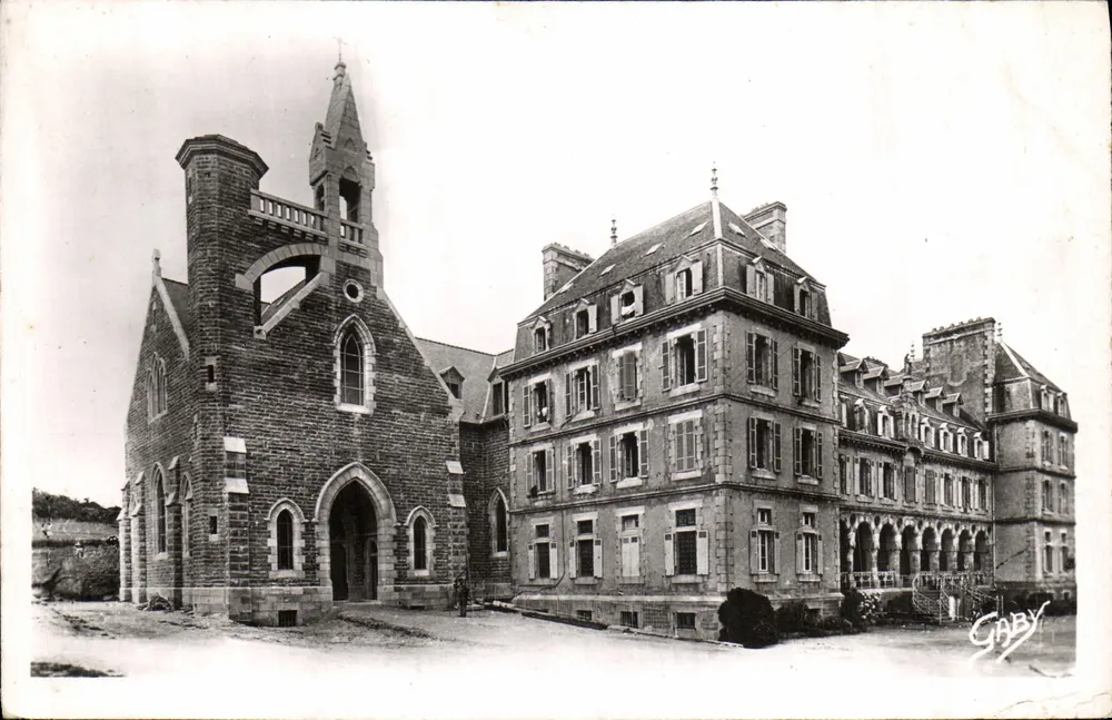 Le Costel Sainte-Anne und die neue Kapelle — Trégostel (C.-du-N.) — Éditions Gaby - Vorderseite