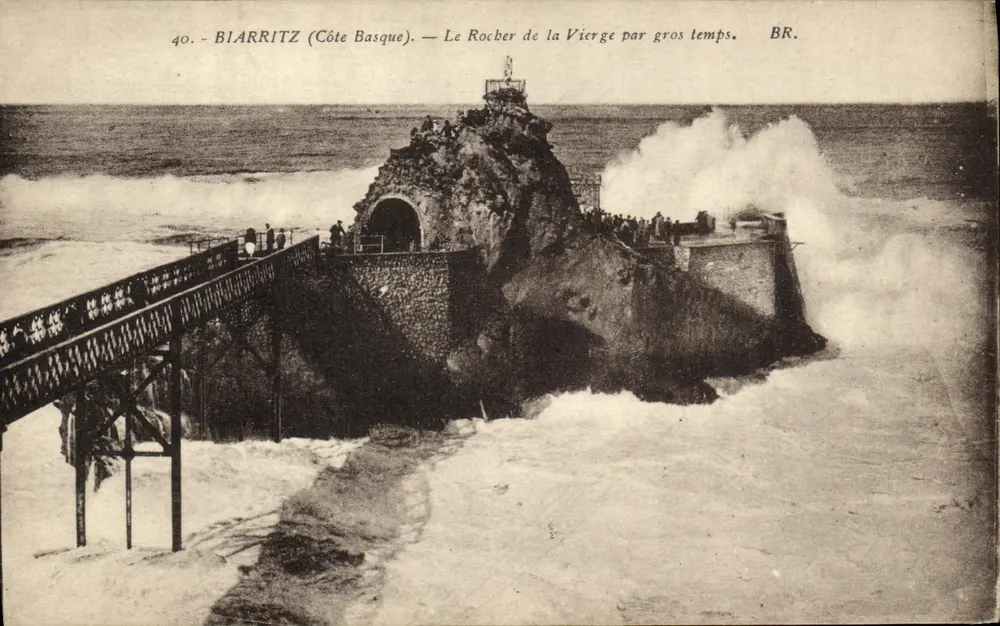 Blarritz (Côte Basque) — Der Felsen der Jungfrau bei stürmischem Wetter — BR. - Vorderseite