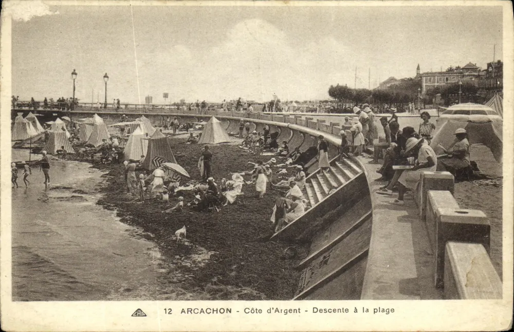 Arcachon — Côte d'Argent — Descente à la plage — éditeur C. DES ARTS PHOTOGRAPHIQUES - STIABOING-SCHIL TUNNER - Frente