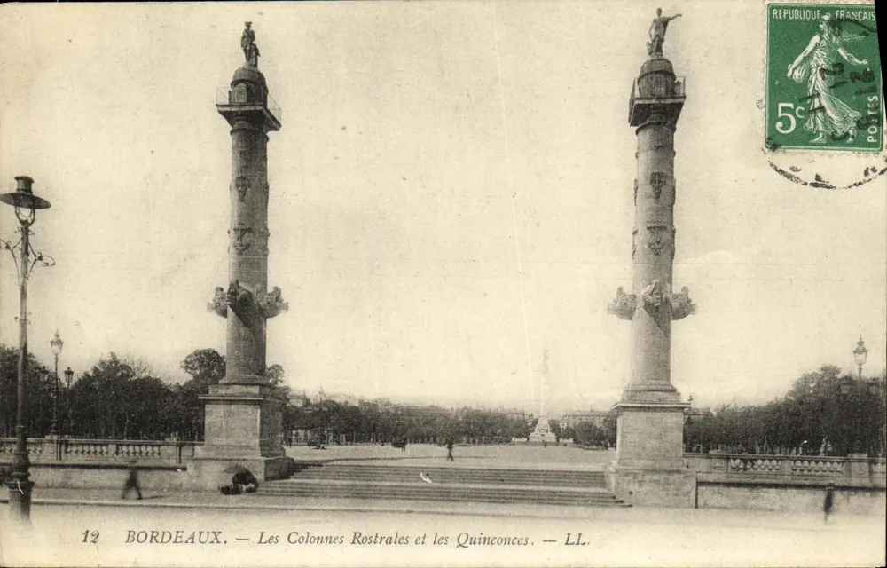 Bordeaux — Die Rostralkolonnaden und die Quinconces — LL. - Vorderseite
