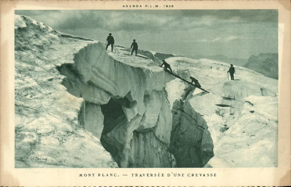 Monte Branco — Traversia de uma crevasse — Agenda P.L.M. 1926 - Frente
