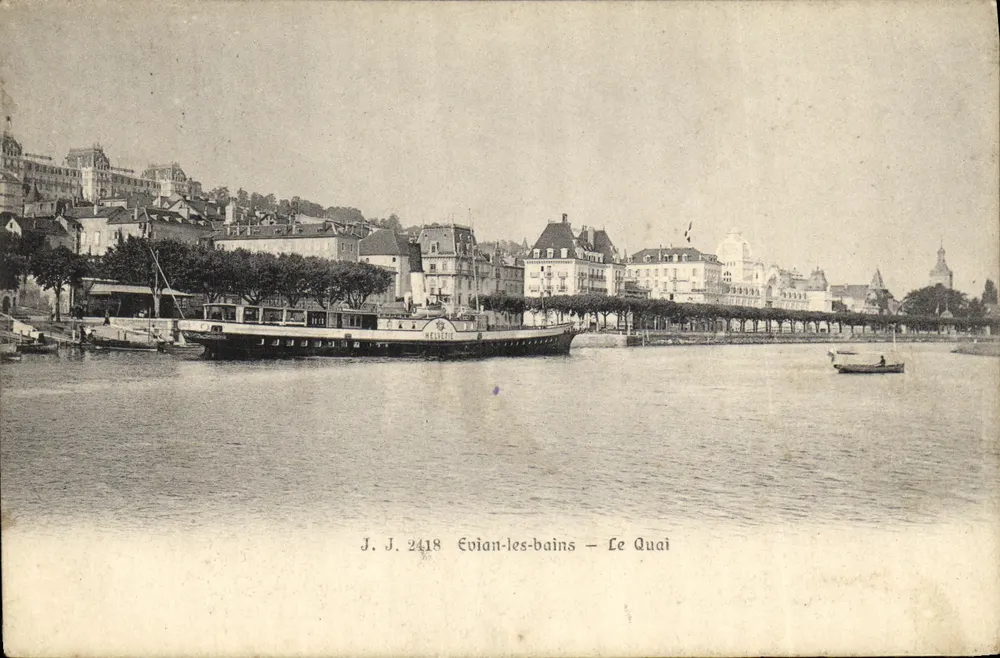 Evian-les-bains — Il Quai — J. J. 2418 - Recto