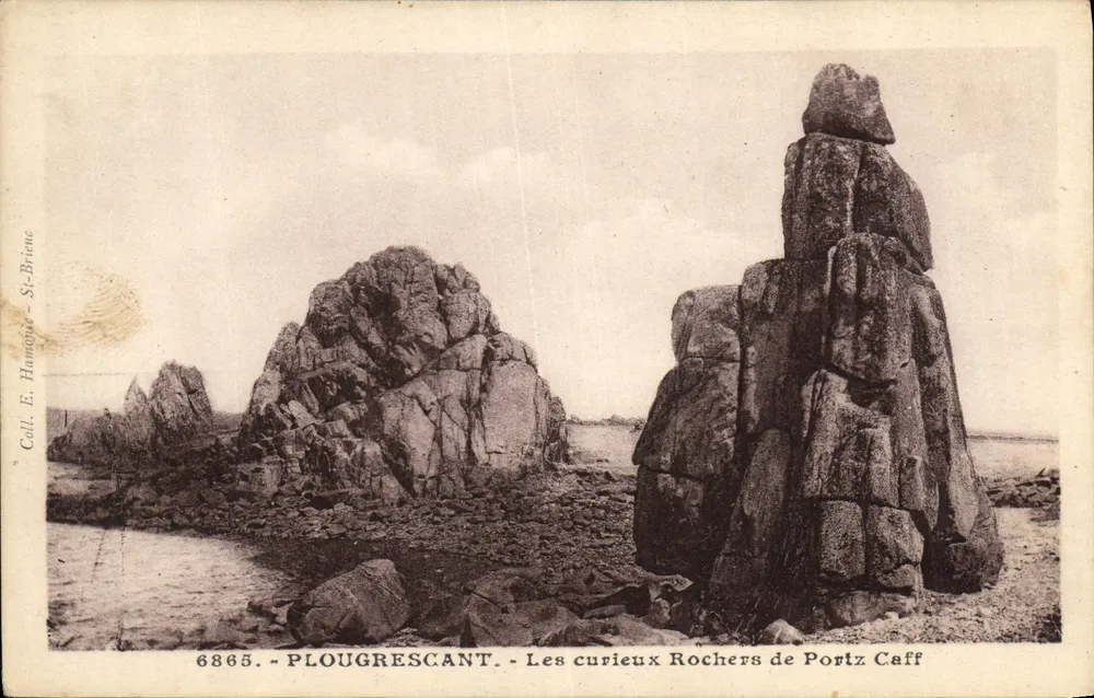 PLOUGRESCANT — Die merkwürdigen Felsen von Portz Caff — Edition E. Harmonic - St-Briouic - Vorderseite