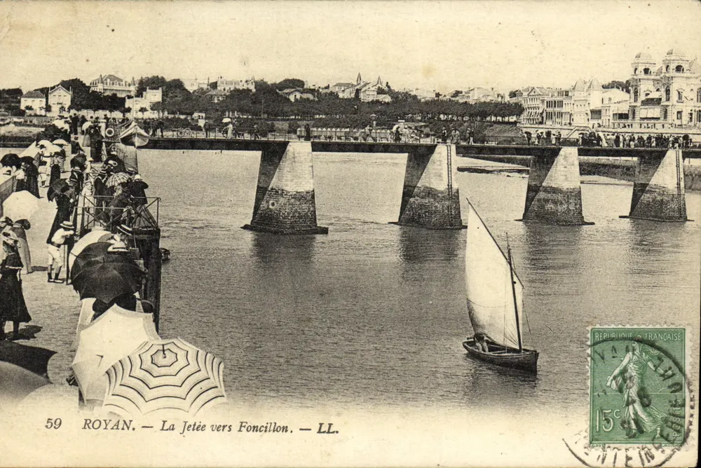 Royan — A Jetée em direção a Foncillon — LL. n°59 - Frente