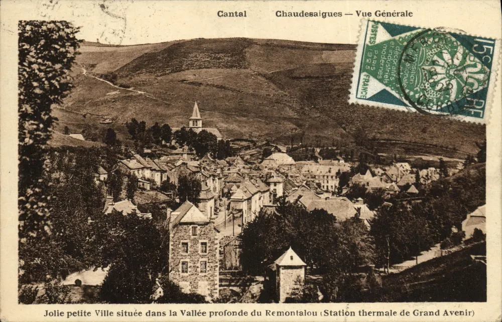 Chaudesaigues — Vista Geral — Ed. P. et A. Aurillac - Frente