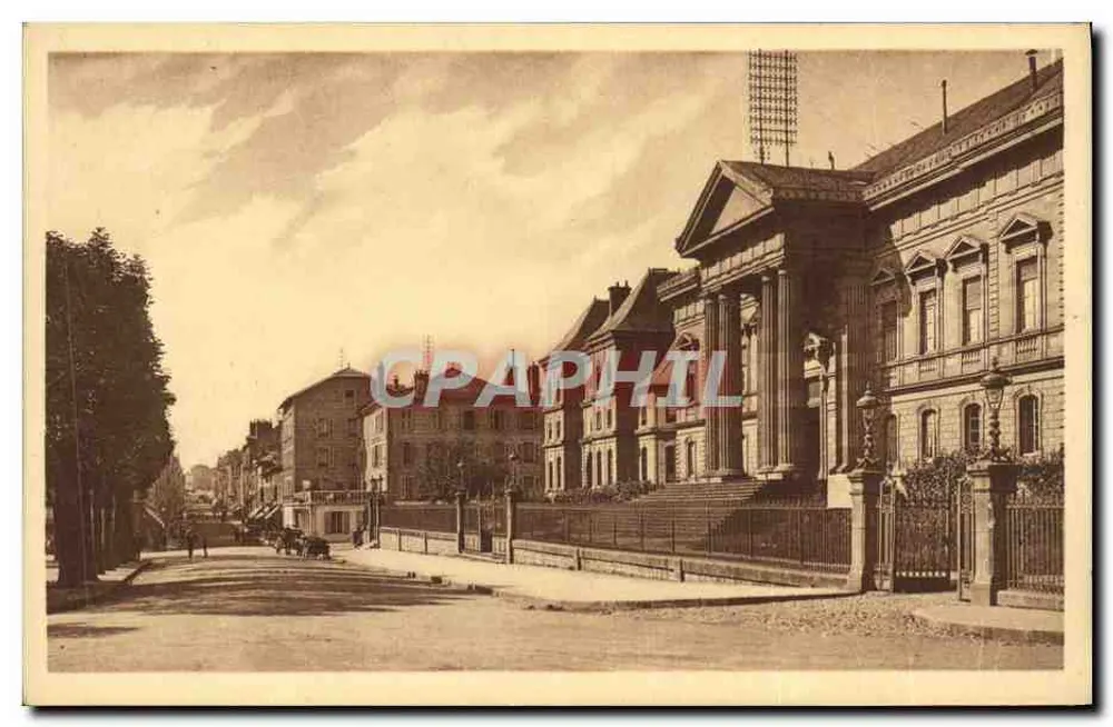 Palácio de Justiça — Avenida da República — Imp. Letellier, Paris - Frente