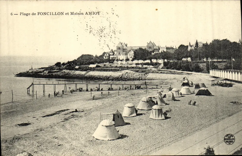 Praia de Foncillon e Casa Amiot — N°6 — Editor: Nouvelles Galleres - Frente