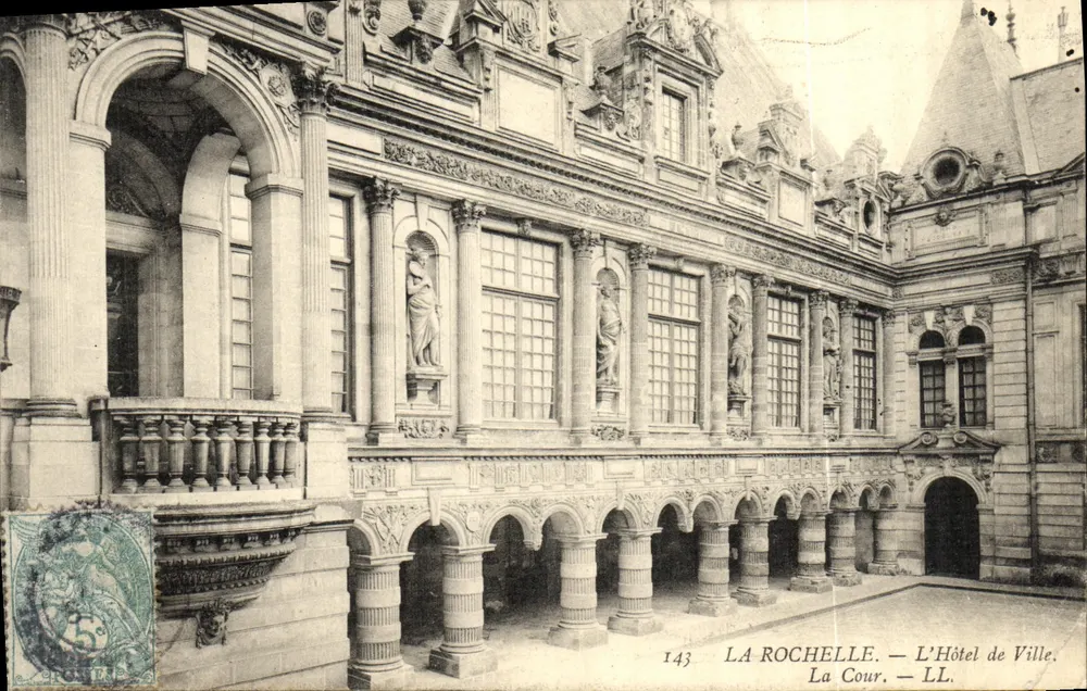 La Rochelle — Das Rathaus. Der Innenhof. — LL. — n°143 - Vorderseite