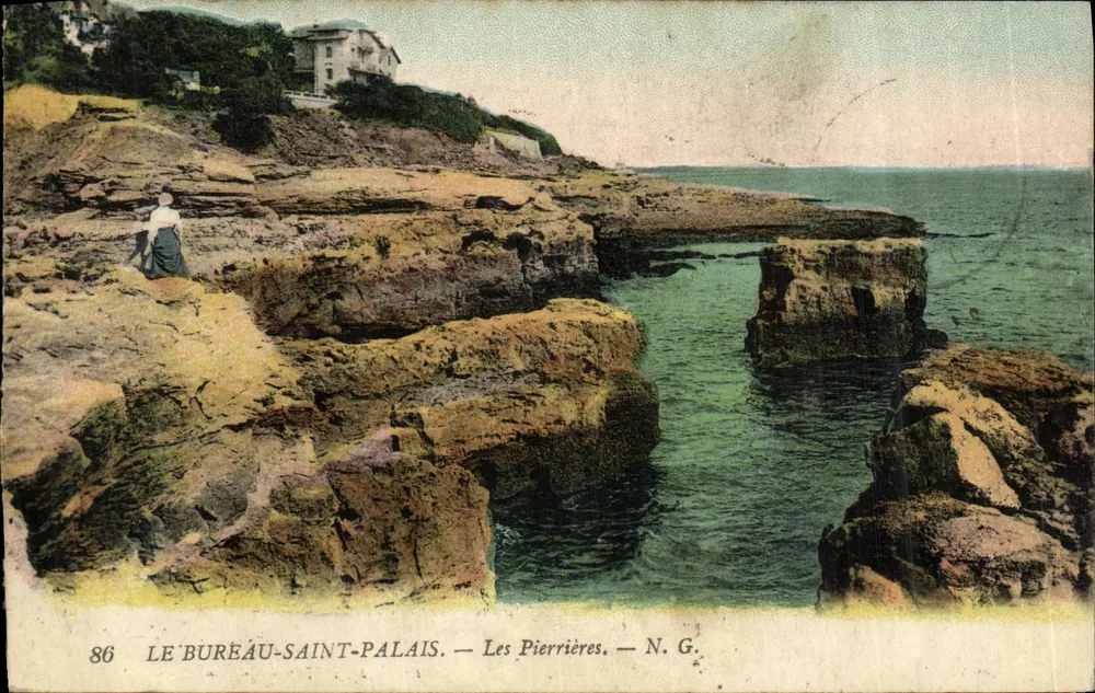 Le Bureau-Saint-Palais — Les Pierrières — N. G. - Frente