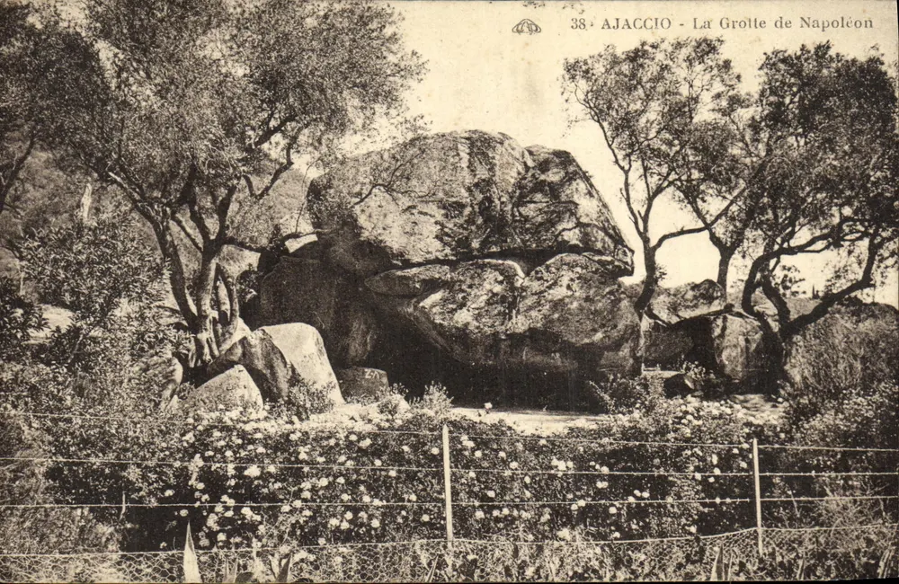Ajaccio - A Gruta de Napoleão — editor desconhecido, n° 38 - Frente