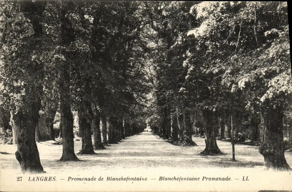 Langres — Promenade de Blanchefontaine — LL - Frente
